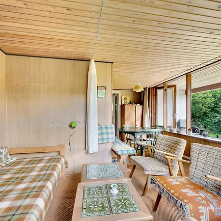 Original Holiday House By The Water 欧德尔